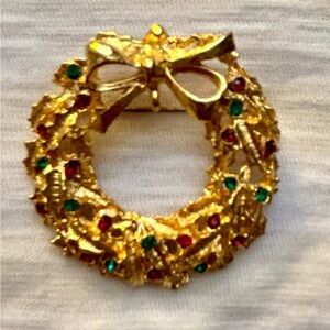 Vintage Graziano Christmas Wreath Rhinestone Accent Pin Brooch